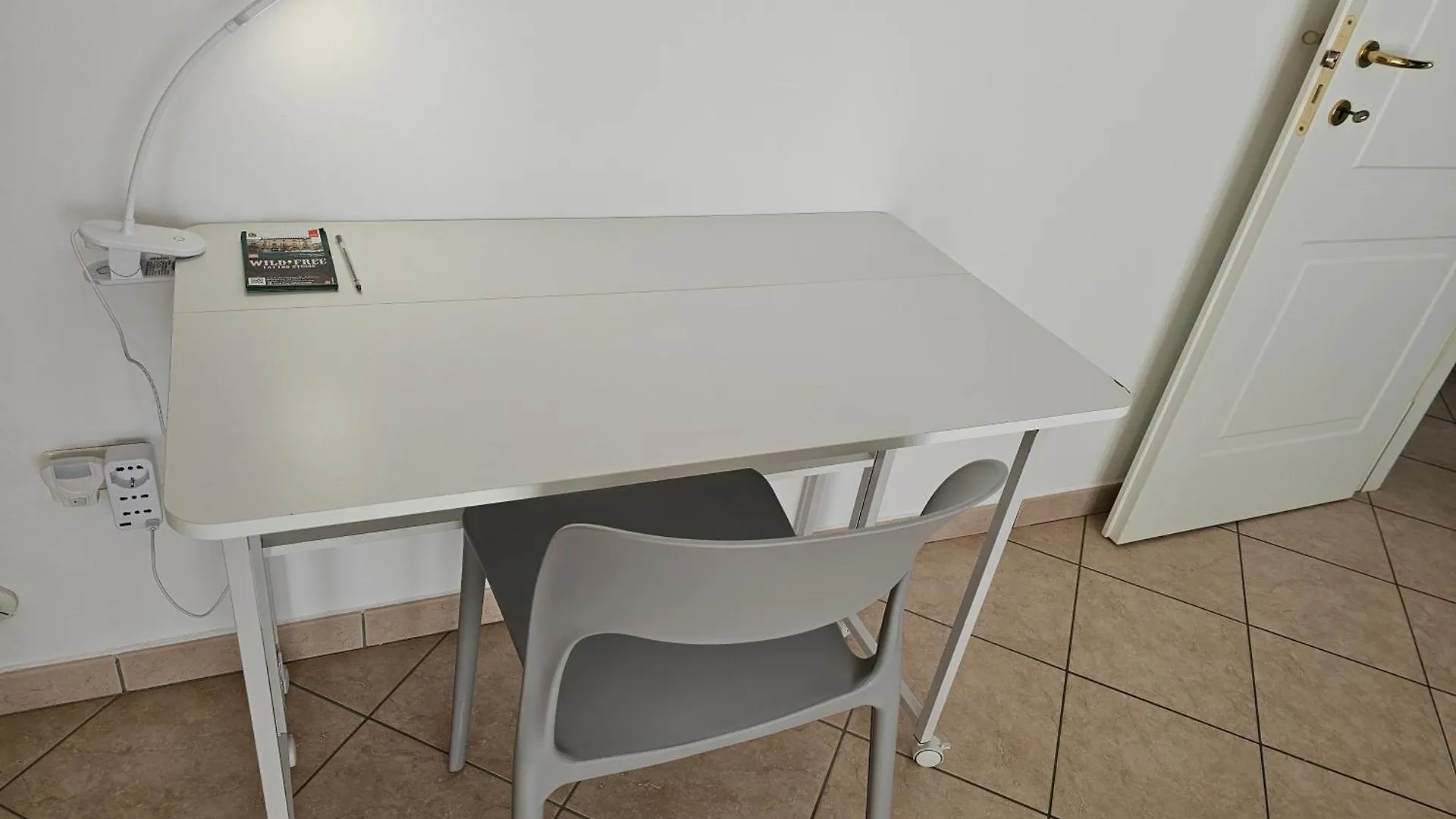 Appartement Casa Luminosa, Parcheggio Sotto Casa, Zona Tranquilla A Due Passi Da Negozi, Parchi, Ristoranti à Lugo