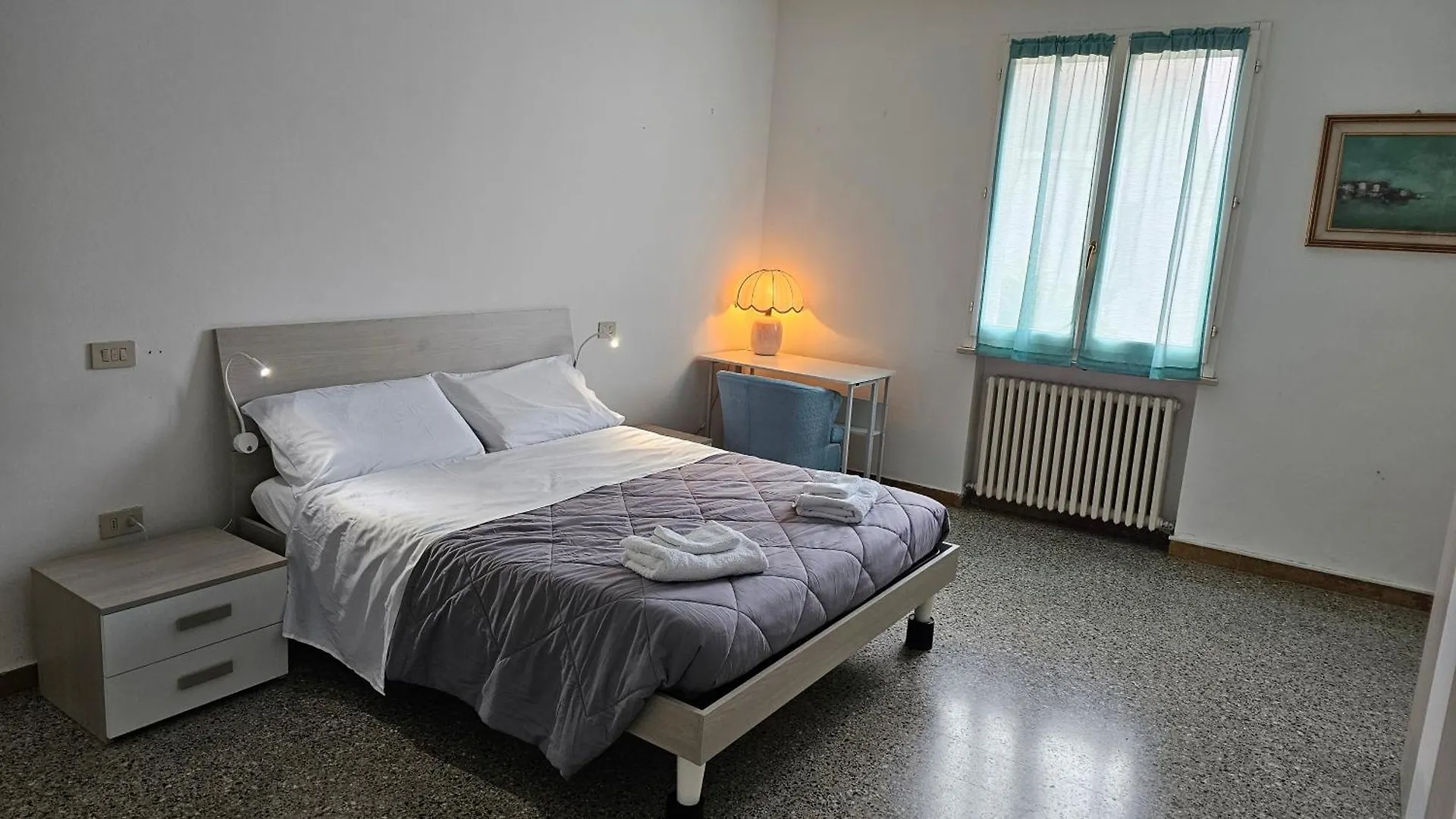 Appartement Casa Luminosa, Parcheggio Sotto Casa, Zona Tranquilla A Due Passi Da Negozi, Parchi, Ristoranti à Lugo  0*, Lugo (Ravenna) Italie